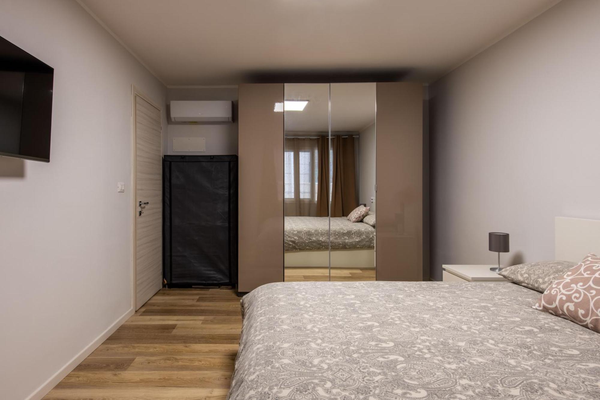 Villareale Flat - Palermo City Center Free Parking Luaran gambar
